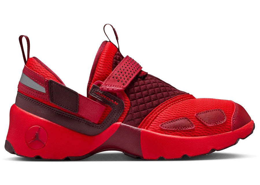 Jordan Trunner LX Rouge Chili (Femme)