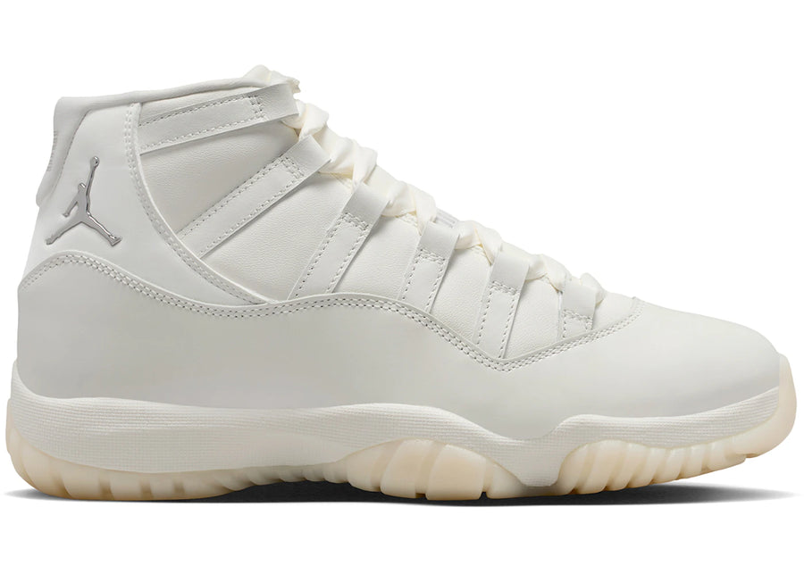 Jordan 11 Retro Pearl (Femme)
