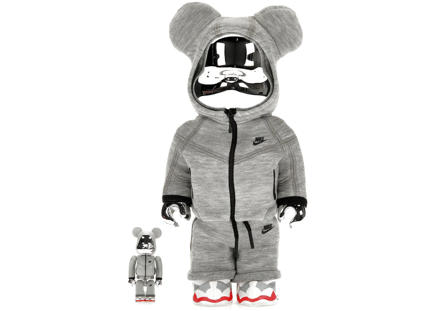 Ensemble Bearbrick x Nike Tech Fleece N98 100 % et 400 %