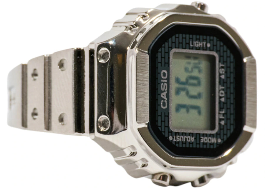 Montre-bague Casio 50e anniversaire CRW-001-1