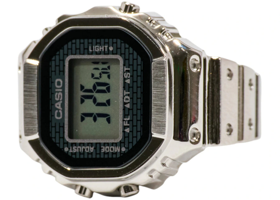Montre-bague Casio 50e anniversaire CRW-001-1