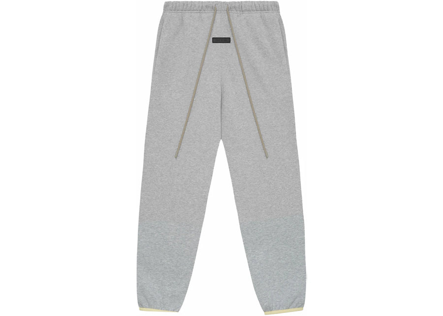 Pantalon de survêtement Fear of God Essentials, gris chiné clair