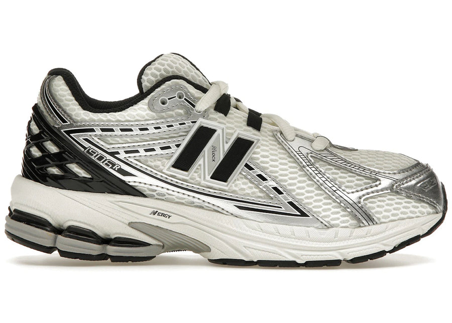 New Balance 1906R Argent Métallisé Noir (GS)