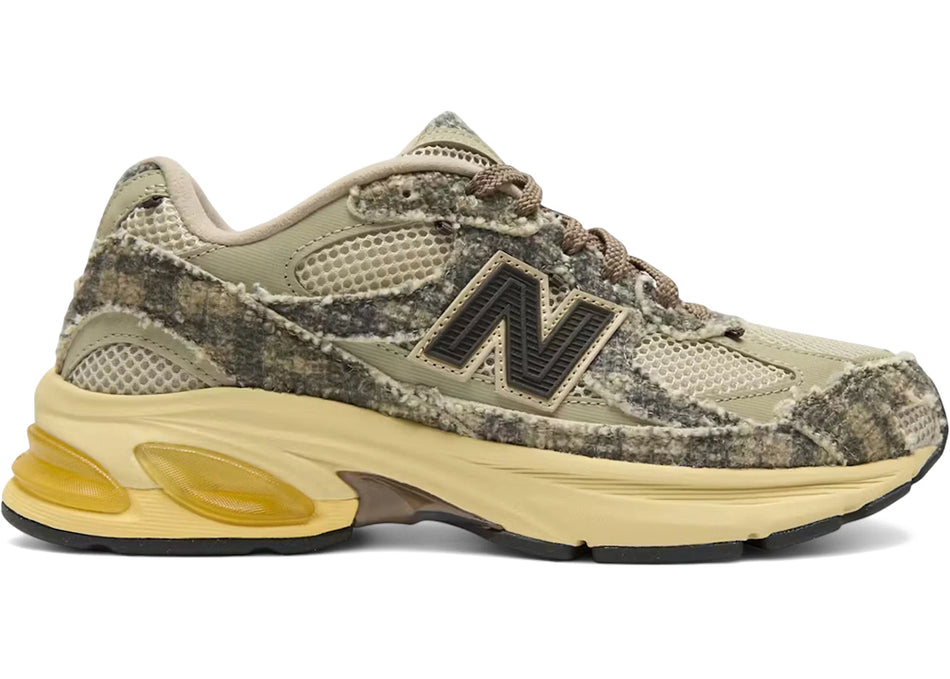 New Balance 2010 Joe Freshgoods Bag Lady