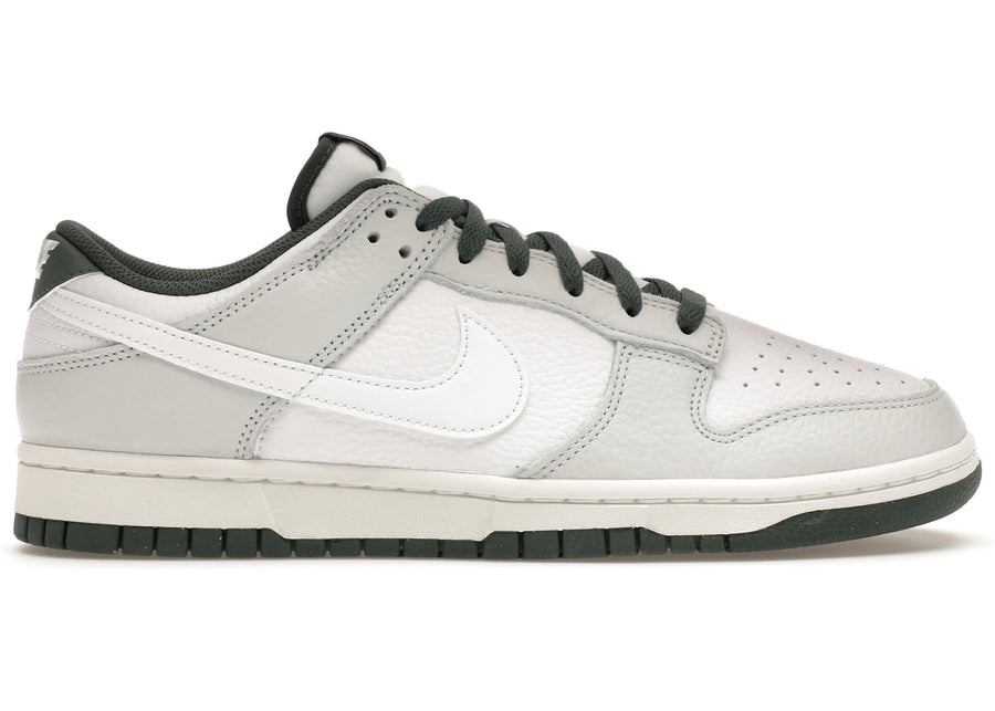 Nike Dunk Low Retro SE Photon Dust Vert Vintage