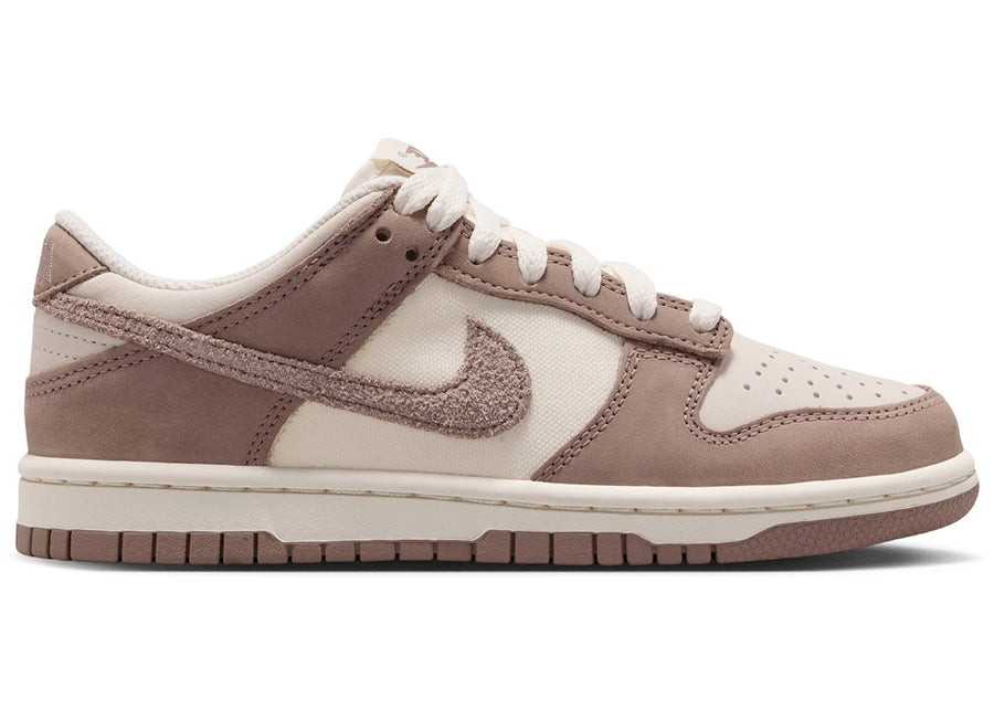 Nike Dunk Low SE Ivoire pâle Taupe Haze (GS)