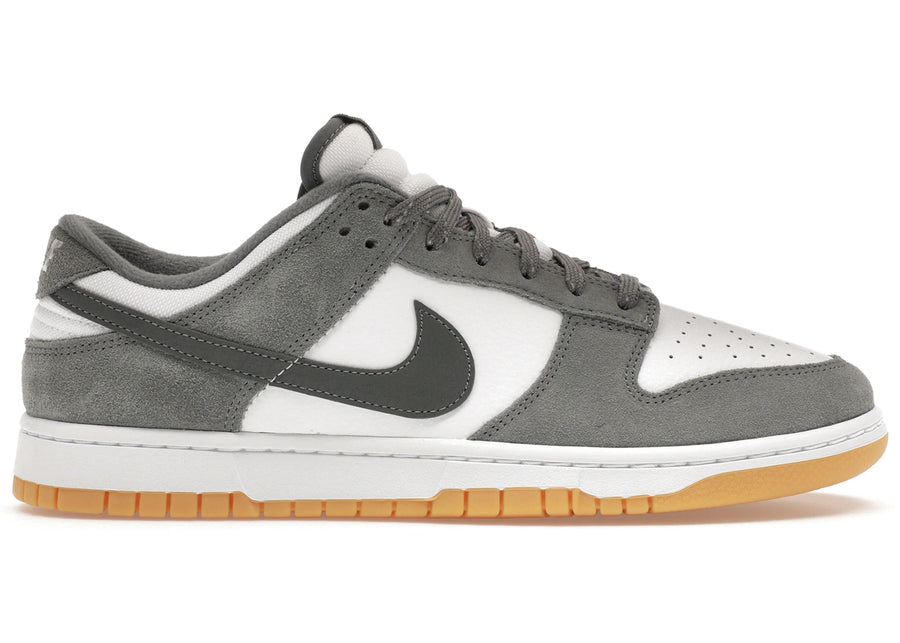 Nike Dunk Low Gris fumé, semelle gomme 3M Swoosh