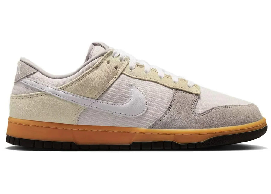 Nike Dunk Low en daim et toile