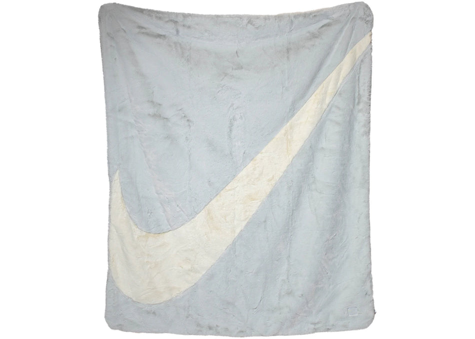 Nike Faux Fur Blanket Photon Dust/Cashmere