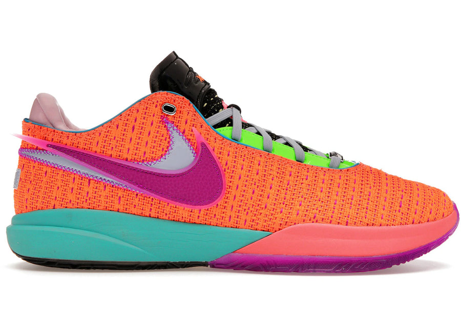 Nike LeBron 20 Choisi 1