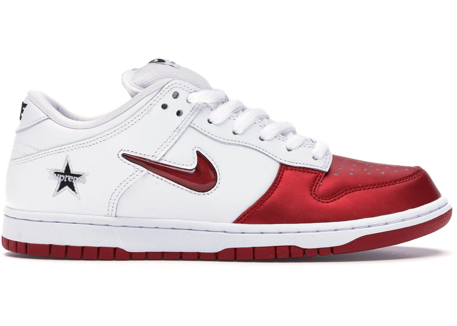 Nike SB Dunk Low Supreme Jewel Swoosh Rouge