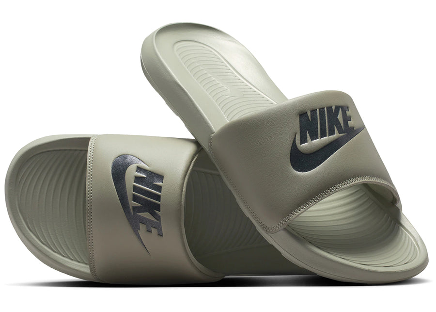 Sandales Nike Victori One, coloris Spruce Fog Black