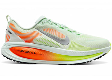 Nike Vomero 18 Barely Green Hyper Crimson