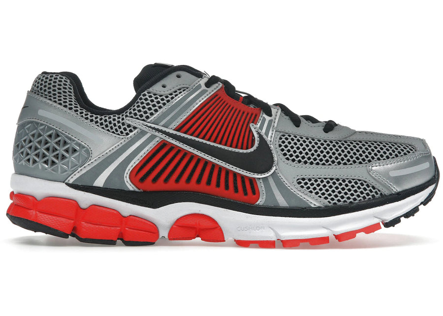 Nike Zoom Vomero 5 Rouge vif Argent métallisé