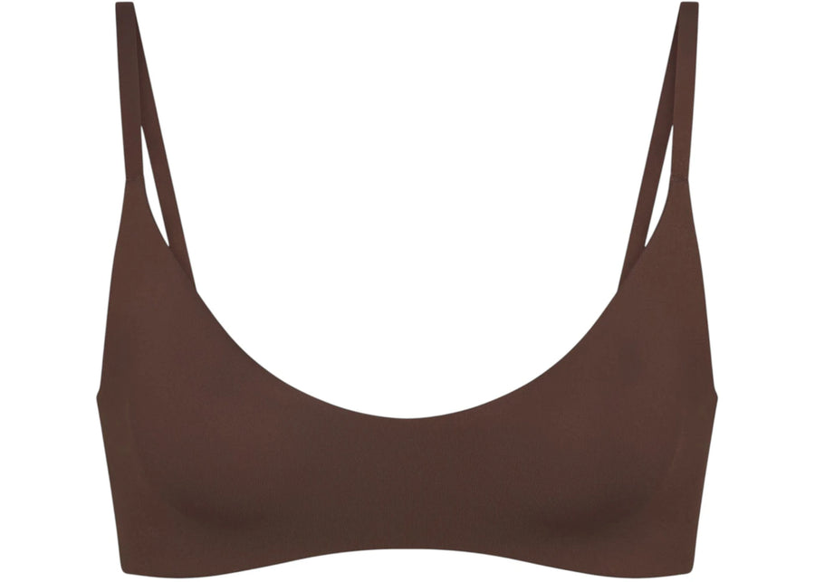 Soutien-gorge Nike x SKIMS pour femme, finition mate, micro-échancrure, couleur sépia foncé