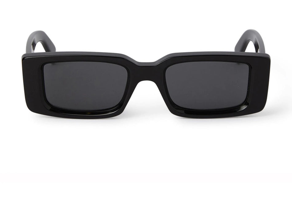 OFF-WHITE Arthur Rectangle Sunglasses Black/Dark Grey (OERI127S24PLA0011007-FR)