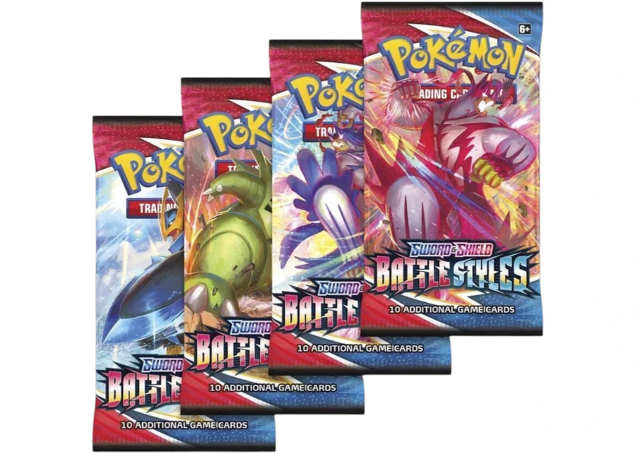 Lot de 4 boosters Pokémon Épée et Bouclier Styles de Combat (Illustrations variables)