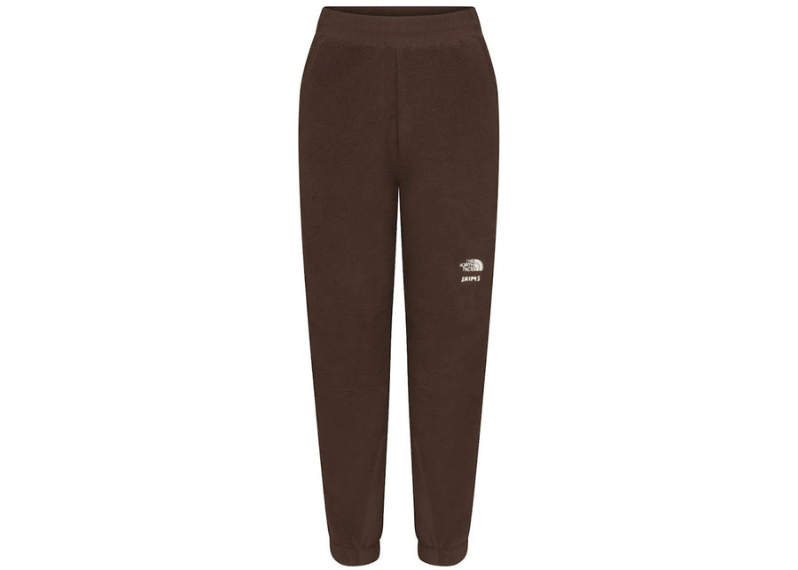 Pantalon polaire SKIMS x TNF 1995 Retro Denali couleur cacao