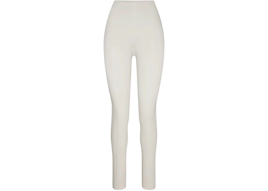 SKIMS x The North Face Refina Legging Bone