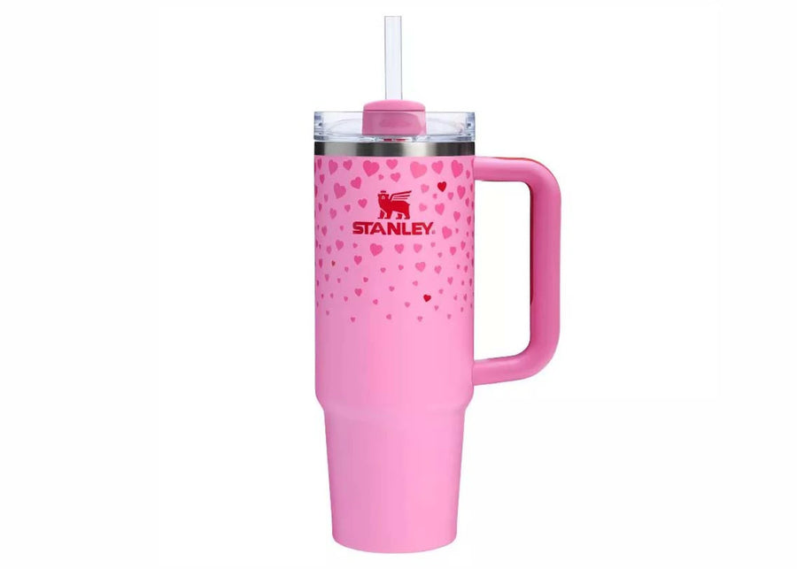 Gobelet isotherme Stanley x Target Flowstate Quencher 30 oz, motif Sweet Hearts, édition limitée Saint-Valentin