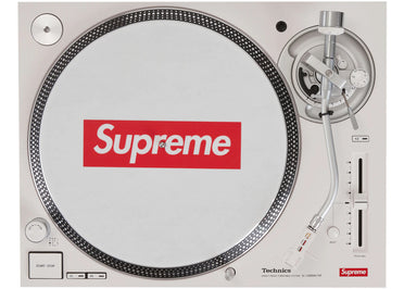 Supreme Technics SL-1200MK7 Turntable White