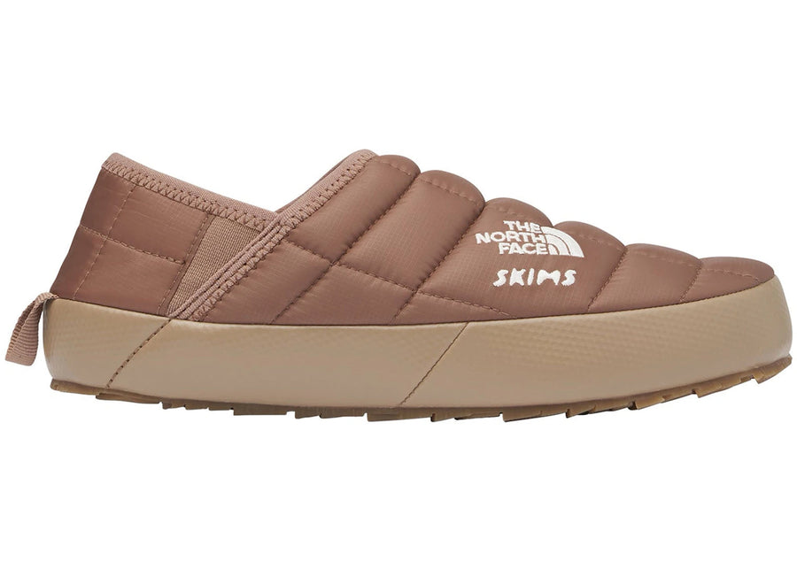 The North Face Thermoball Traction Mule V SKIMS Sienna (Femme)