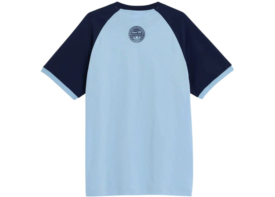 T-shirt adidas x Oasis Tour à 3 bandes, coloris Ciel clair/Indigo nuit