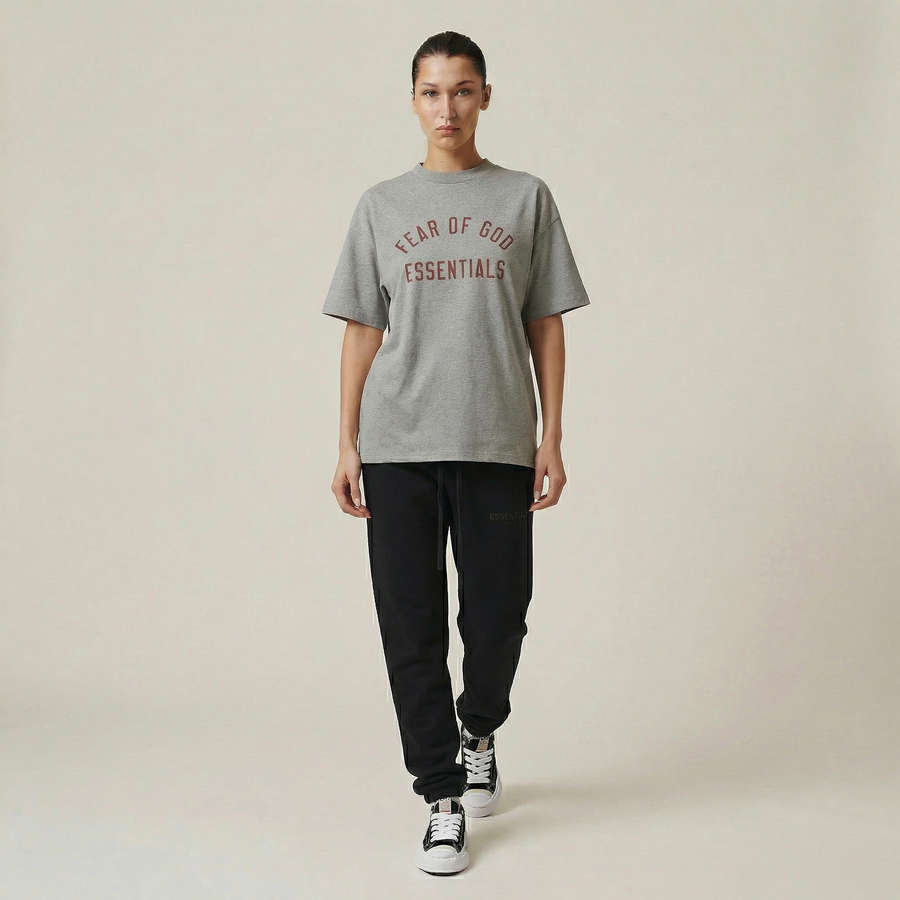 T-shirt Fear of God Essentials à col rond, gris foncé chiné