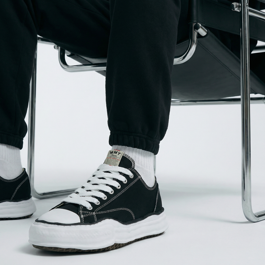 Maison Mihara Yasuhiro Peterson OG Sole Canvas Low Black