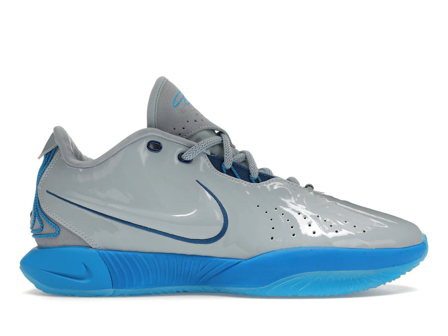 Nike LeBron 21 Blue Diver (Semelle extérieure bleue translucide)