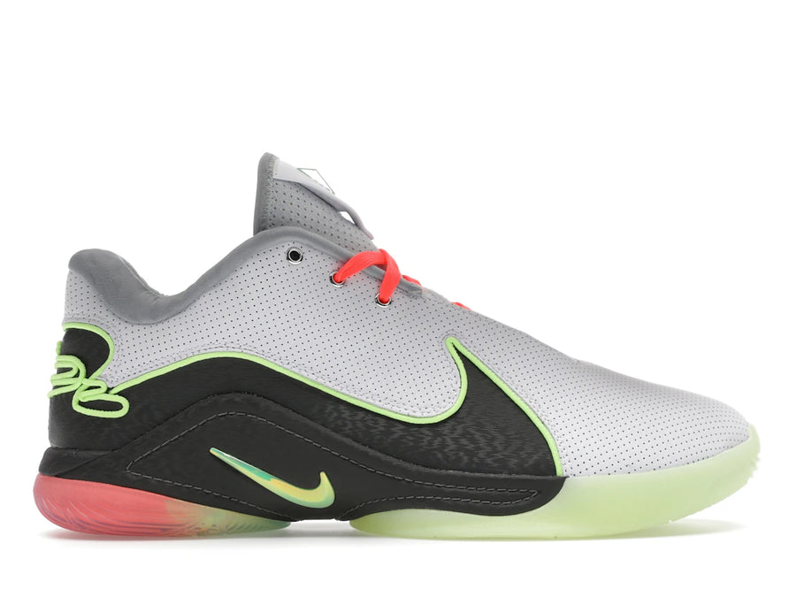 Nike LeBron 22 Moonlight (Semelle extérieure translucide)