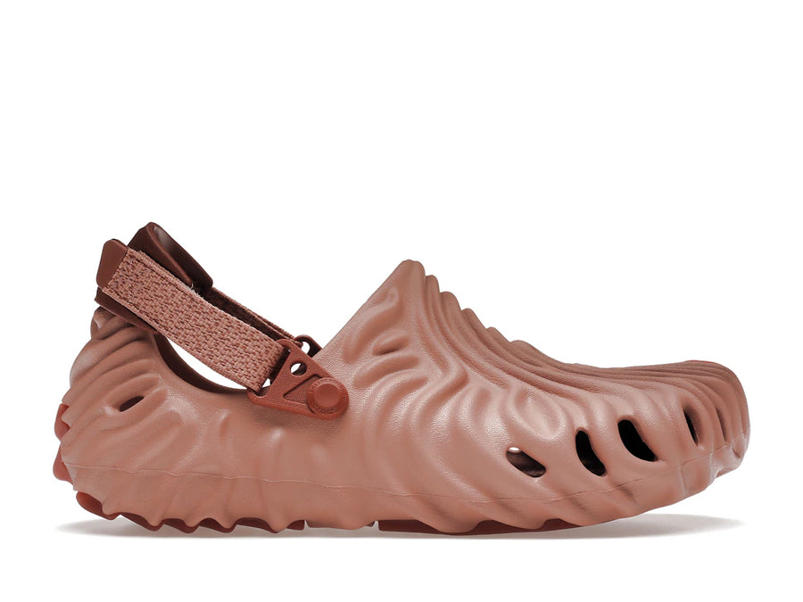 Sabots Crocs Pollex par Salehe Bembury Kuwata