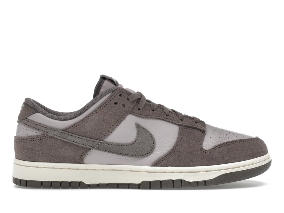 Nike Dunk Low SE Platinum Violet Cave Stone