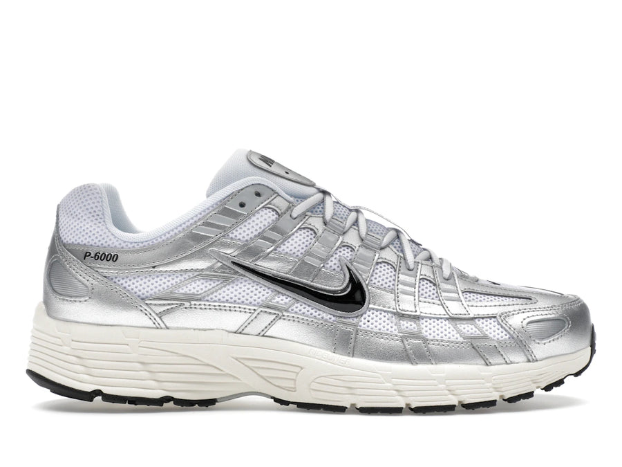 Nike P-6000 Blanc Argent Métallisé Argent Plat Noir