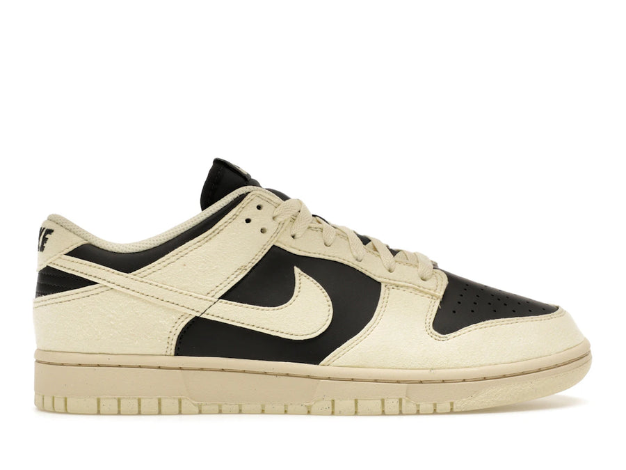Nike Dunk Low Next Nature Coconut Milk Noir (Femme)