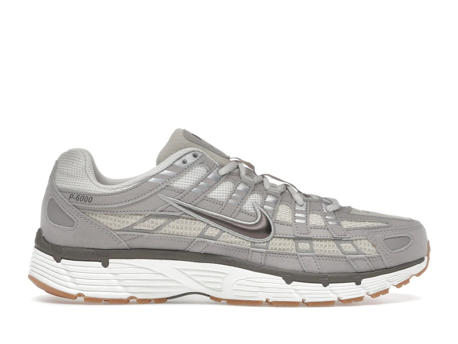 Nike P-6000 SE Gris Collège Clair Brun Bois Voile Pierre de Cave