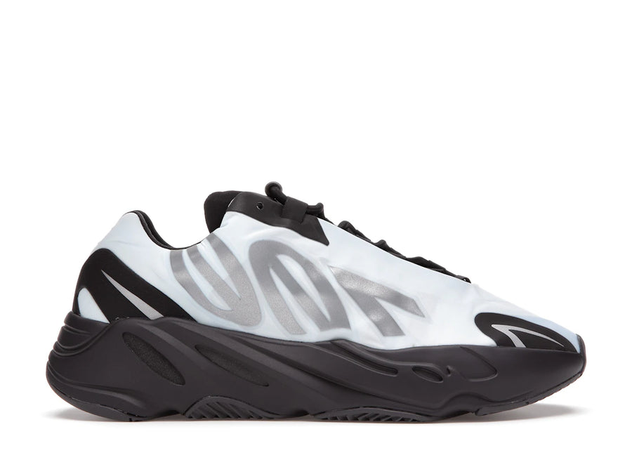 adidas Yeezy Boost 700 MNVN Bleu Teinte