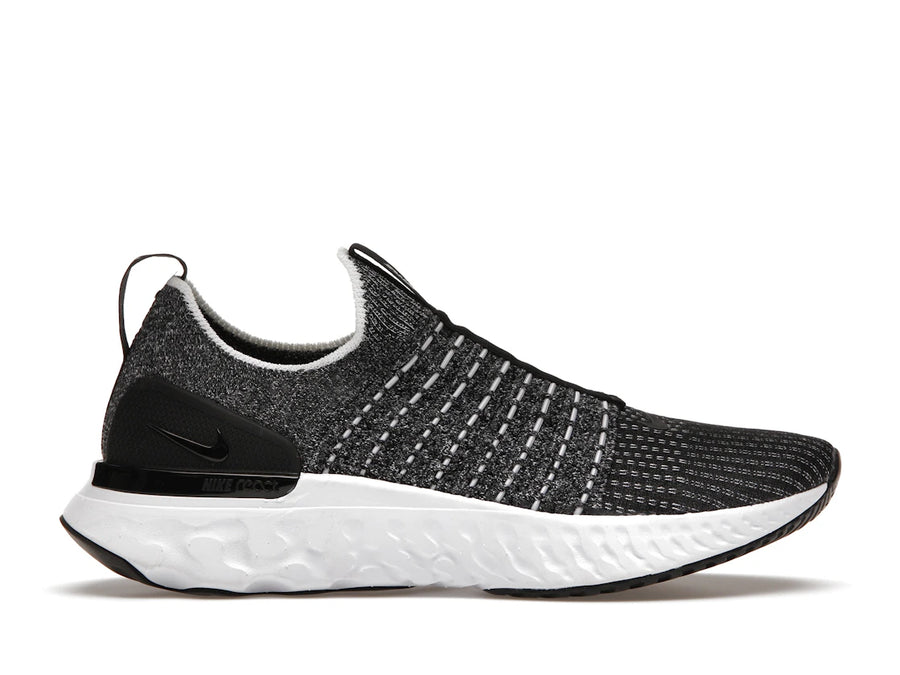 Nike React Phantom Run Flyknit 2 Oreo (Women's)