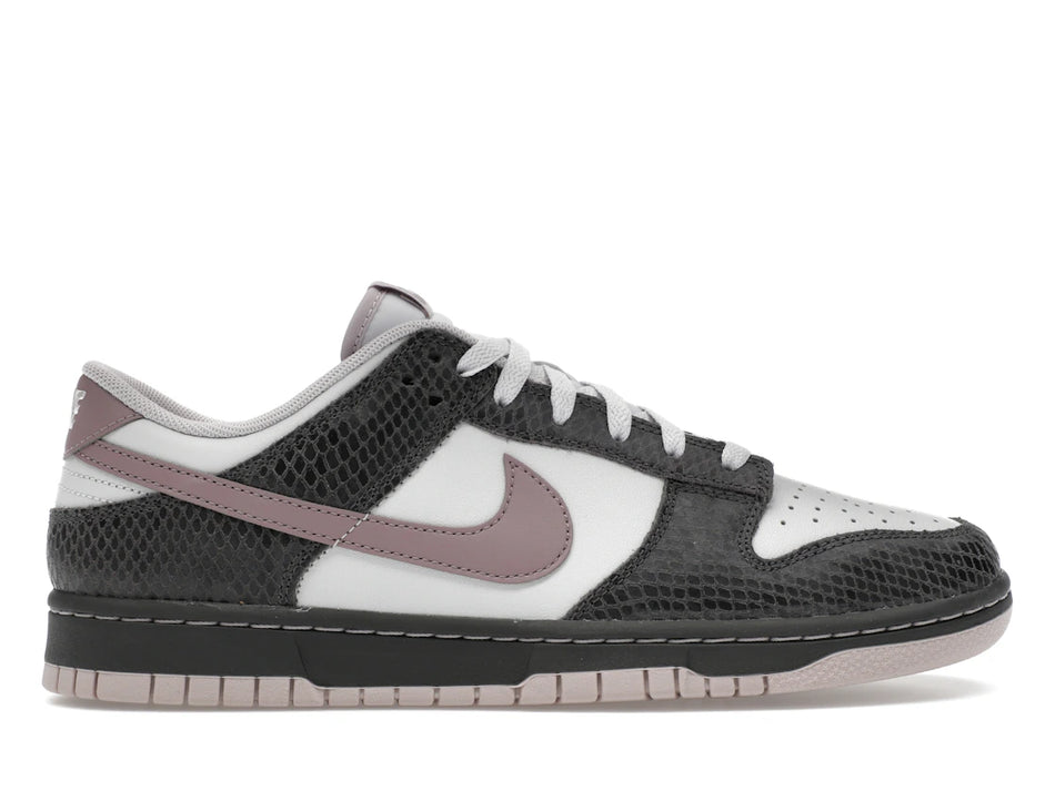 Nike Dunk Low SE Medium Ash Violet Snakeskin