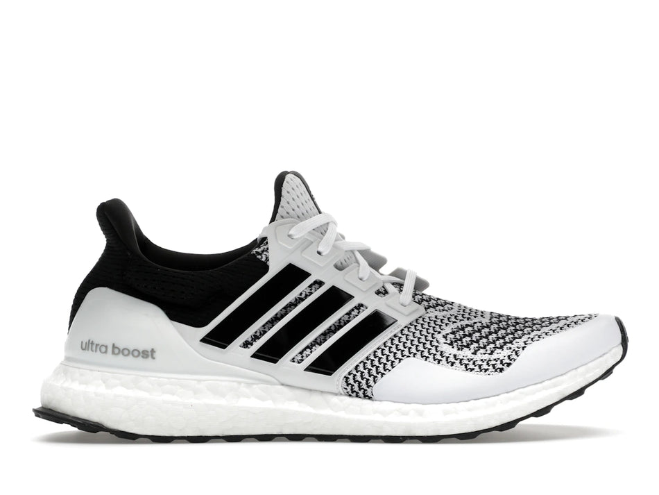 adidas Ultra Boost 1.0 Cloud White Core Black Iron Metallic