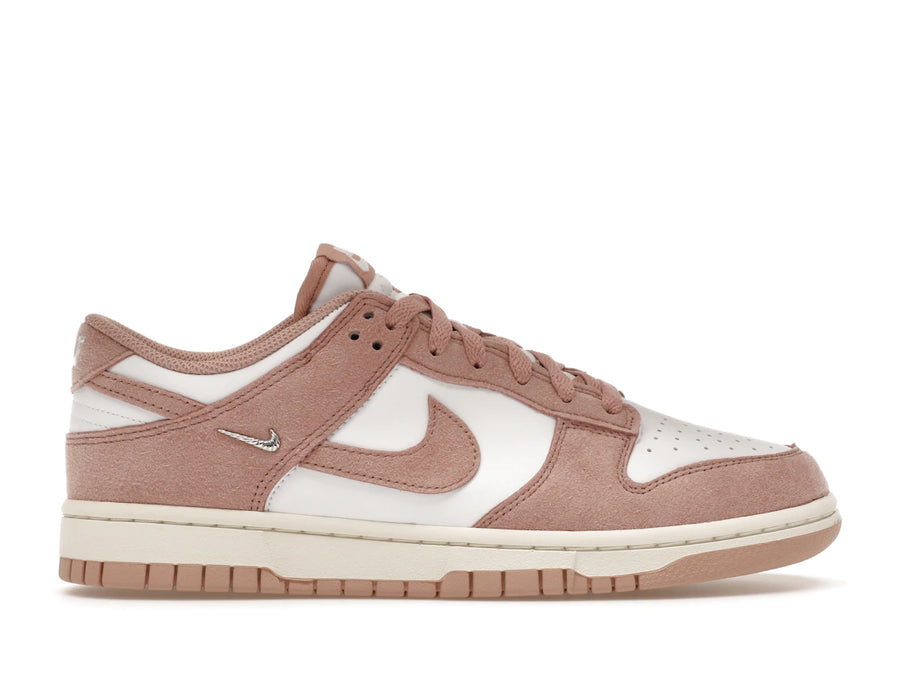 Nike Dunk Low Rose Whisper Gold Mini Swoosh (Femme)