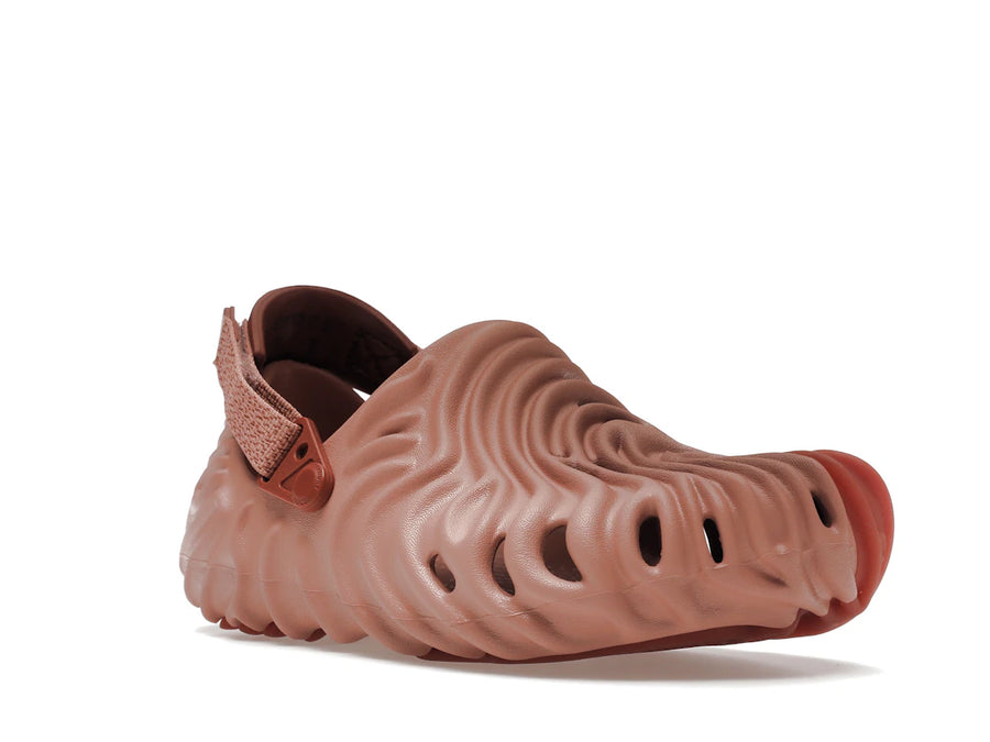 Sabots Crocs Pollex par Salehe Bembury Kuwata