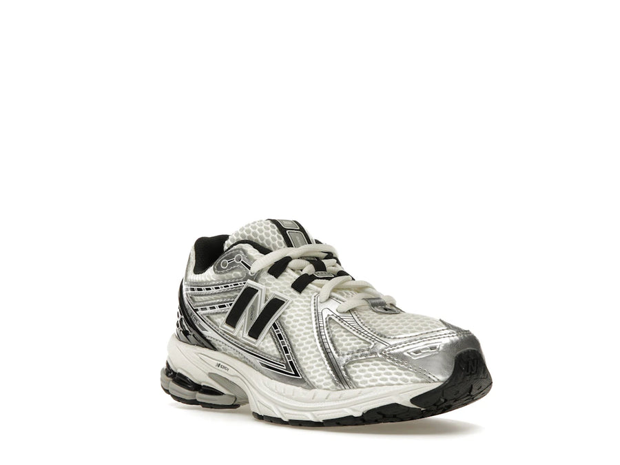 New Balance 1906R Argent Métallisé Noir (GS)