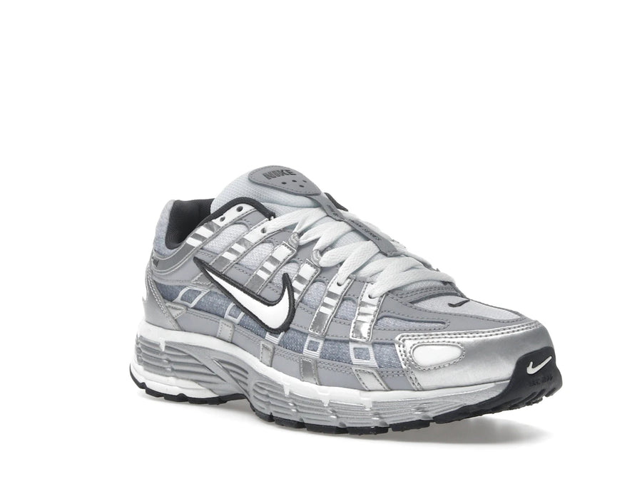 Nike P-6000 Argent métallisé Blanc sommet Gris loup