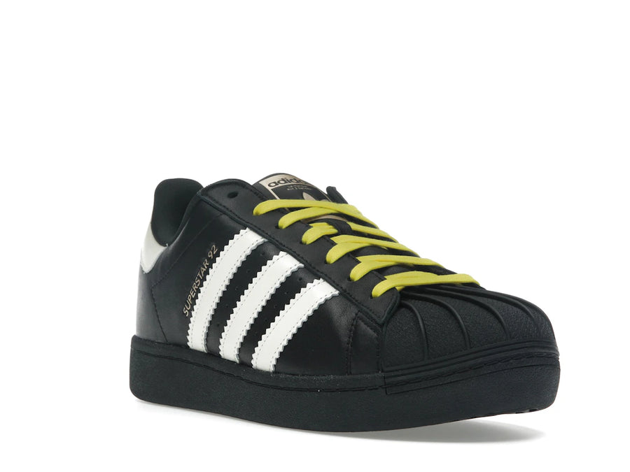 adidas Superstar 92 par Pharrell Noir et Blanc