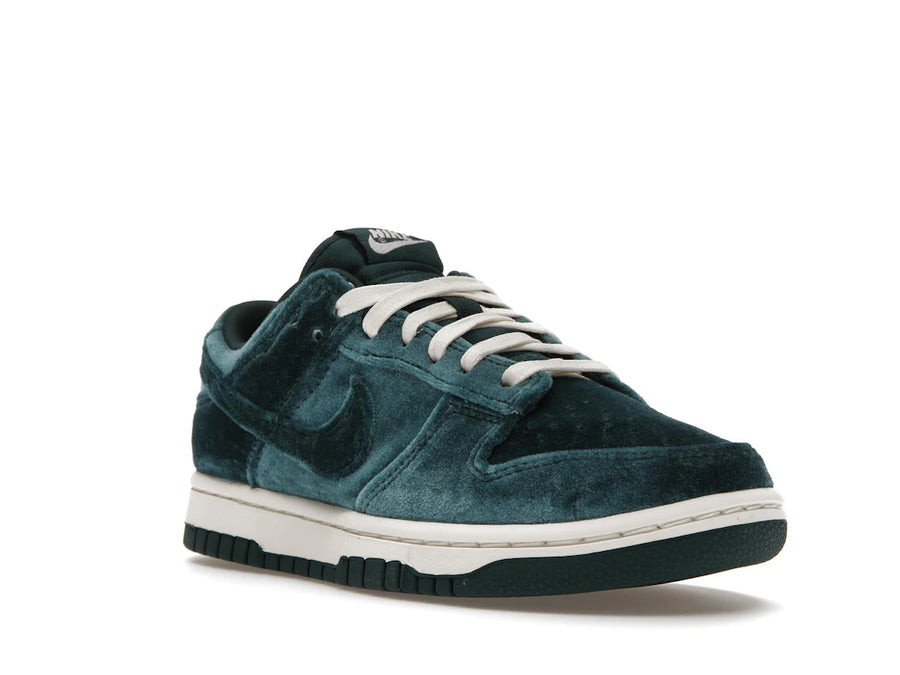 Nike Dunk Low Velvet Teal (Femme)