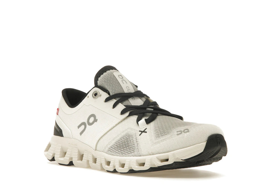 On Running Cloud X 3 Blanc Noir (Femme)