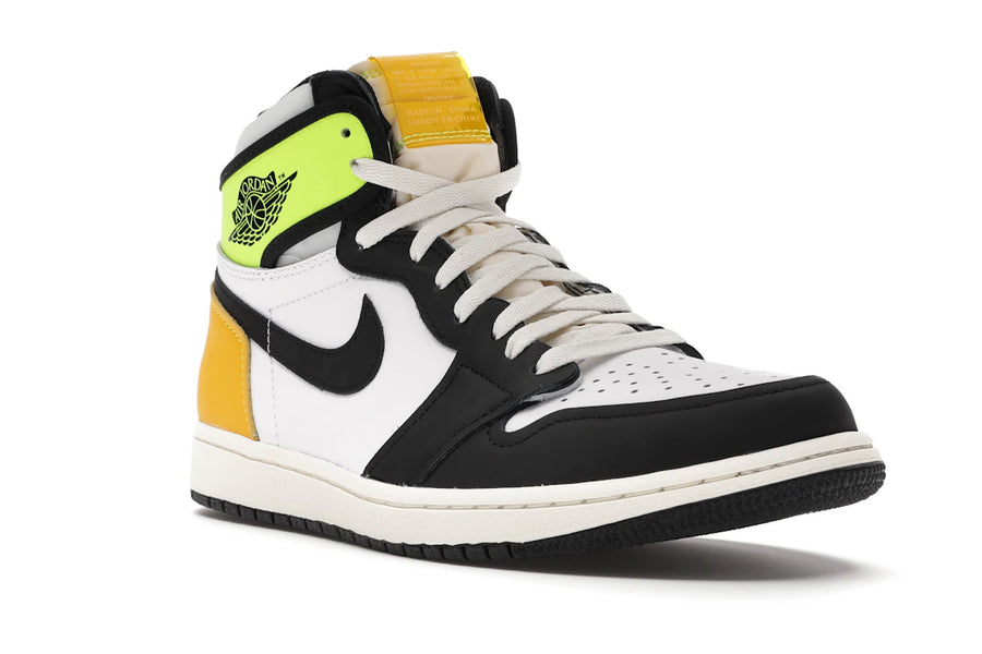 Jordan 1 Retro High Blanc Noir Volt Or Universitaire