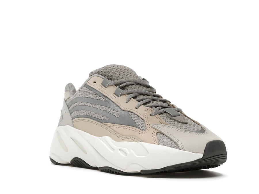 adidas Yeezy Boost 700 V2 Crème