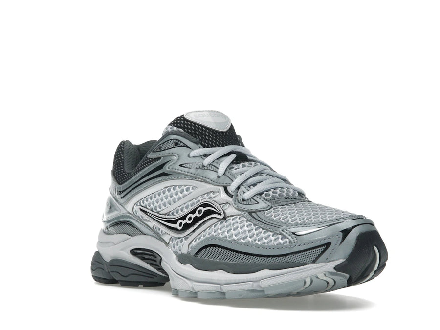 Saucony ProGrid Omni 9 Microchip